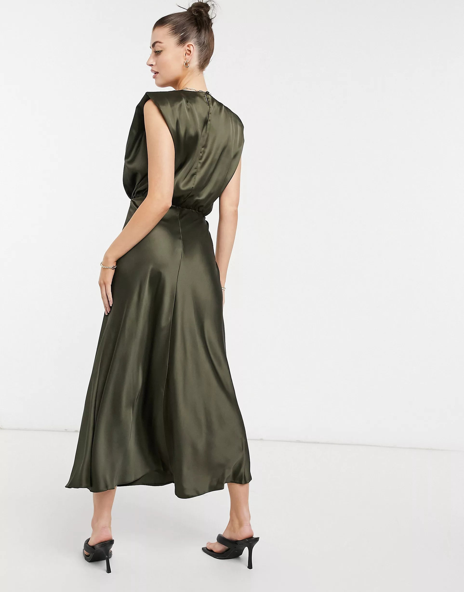 (Product 30) Sample - Clothing And Accessory Boutiques For Sale (Product 30) Sample - Clothing And Accessory Boutiques For Sale