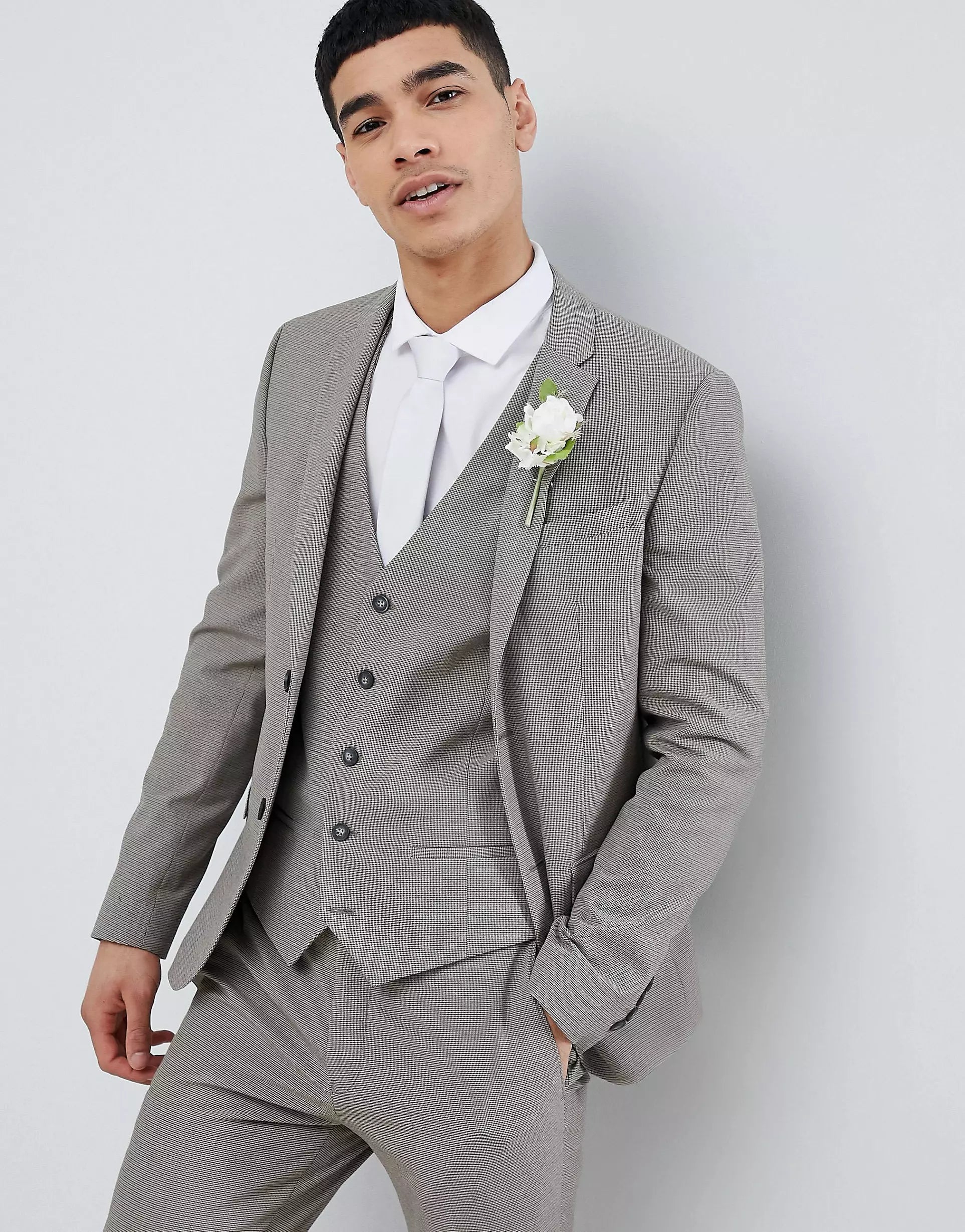 (Product 19) Sample - Wedding Dresses And Suits For Sale (Product 19) Sample - Wedding Dresses And Suits For Sale