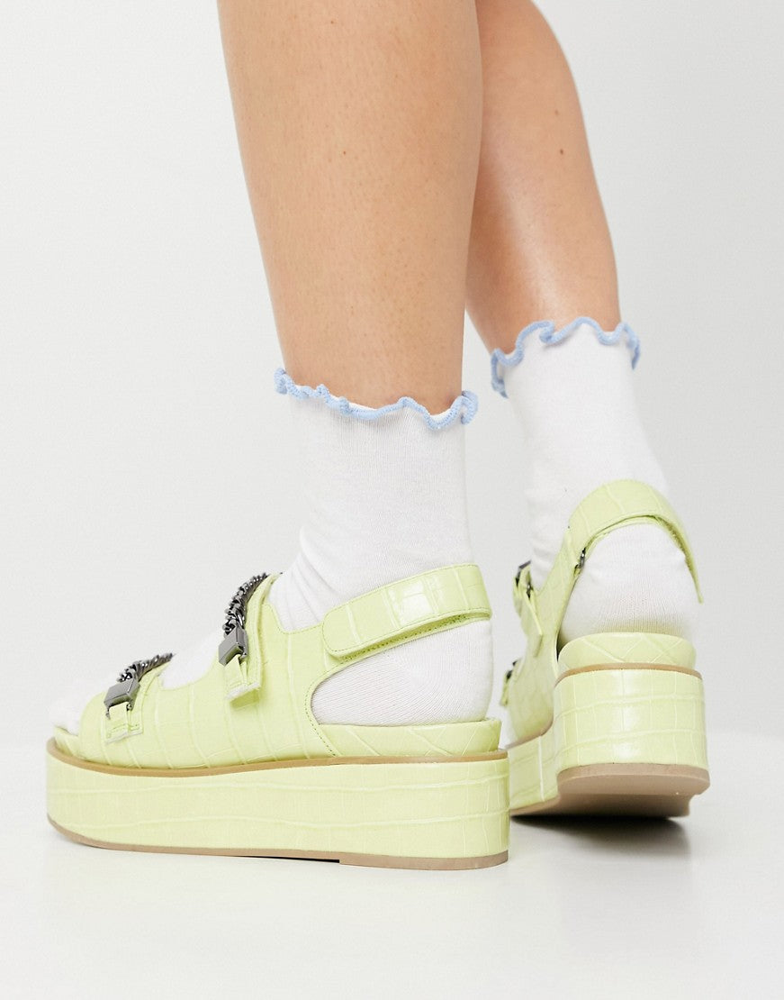 (Product 6) Sample - Clothing And Accessory Boutiques For Sale (Product 6) Sample - Clothing And Accessory Boutiques For Sale