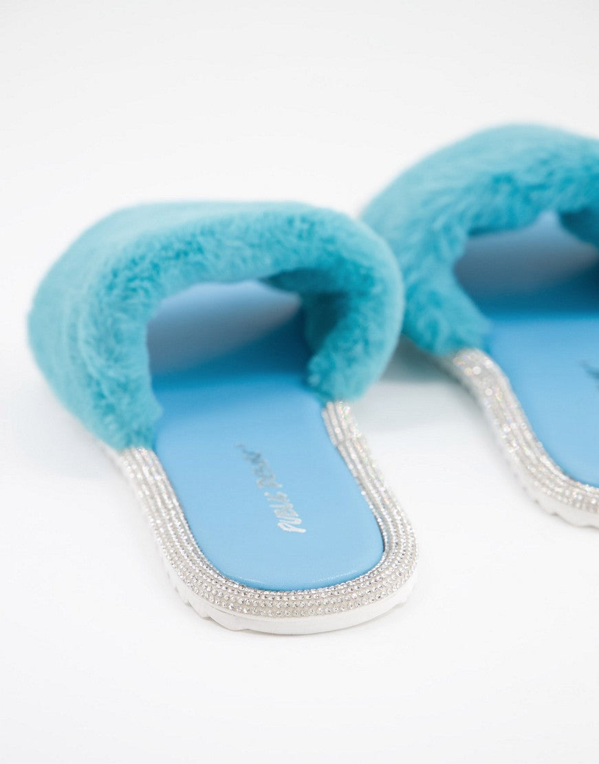 (Product 21) Sample - Clothing And Accessory Boutiques For Sale (Product 21) Sample - Clothing And Accessory Boutiques For Sale