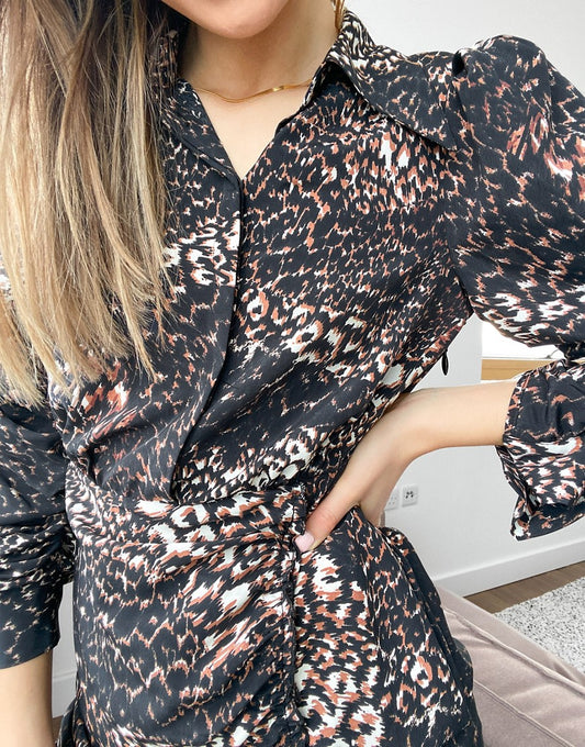 (Product 26) Sample - Clothing And Accessory Boutiques For Sale
