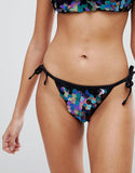 (Product 10) Sample - Swimwear & Beachwear For Sale (Product 10) Sample - Swimwear & Beachwear For Sale